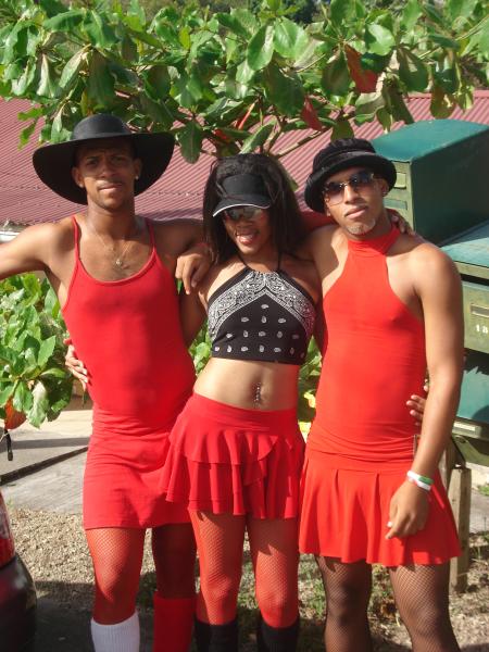 Carnaval 2007.Les couzines lol !!!